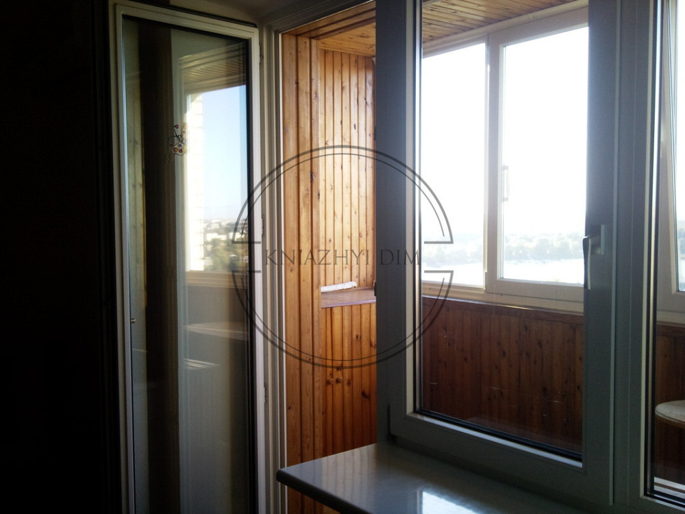 Хороша 3-кімнатна квартира м.Лівобережна. Код № 1162909 Киев - изображение 4