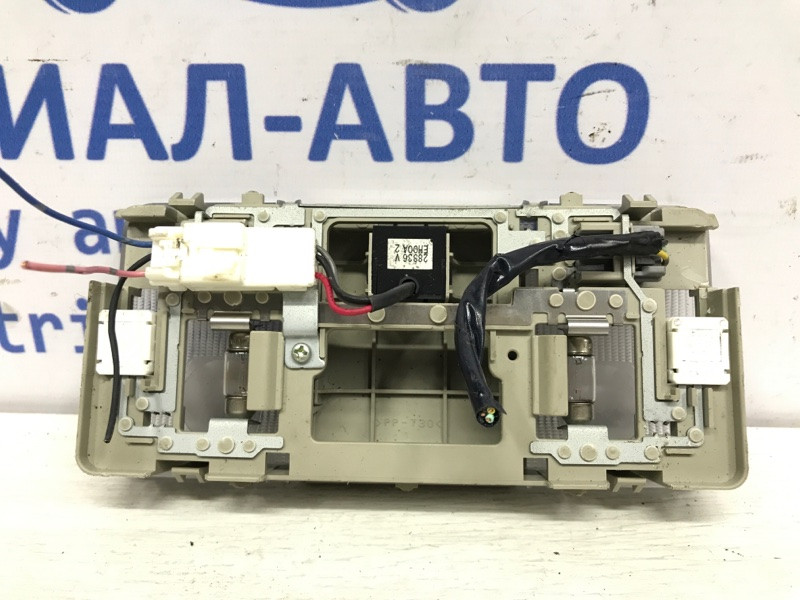 Плафон передний Nissan Tiida C11 1.6 БЕНЗИН HR16 2004 (б/у) Київ - зображення 2