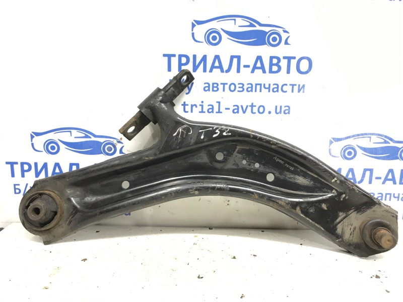 Рычаг правый Nissan X-Trail T32 1.6 DIESEL R9M 2014 (б/у) Київ - зображення 1