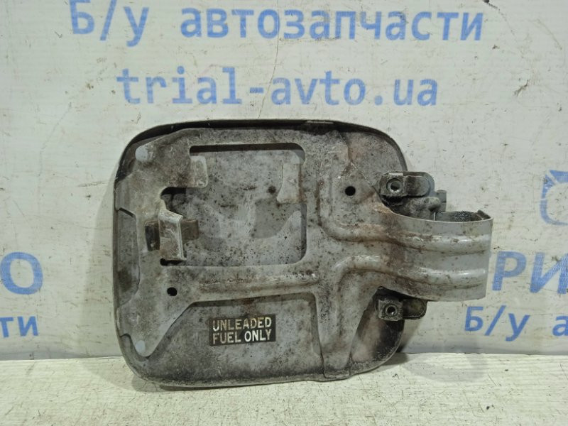 Лючок бака Toyota Land Cruiser J100 1998 (б/у) Киев - изображение 2