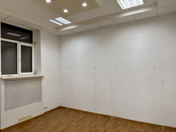 Майбороди Платона вул 23, офіс 60м Київ