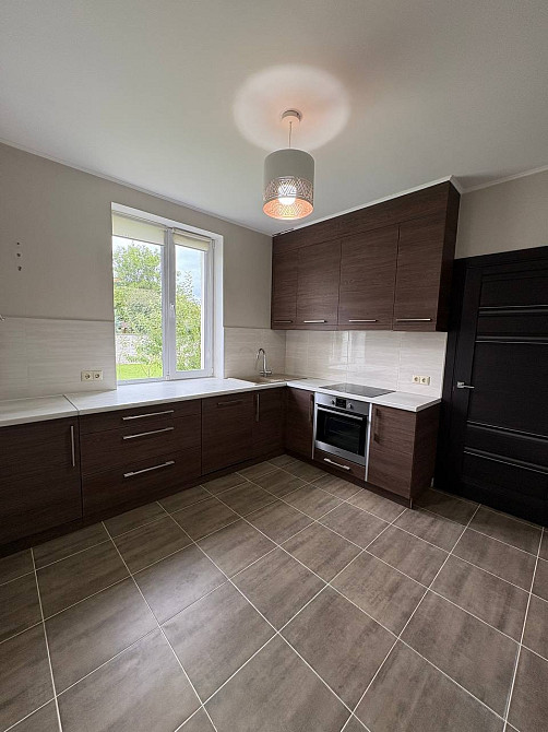 Продаж 2 поверхового будинку з меблями і ділянкою на 9.5 сотки, 150 кв. м, 4 кімнати Ровно - изображение 6