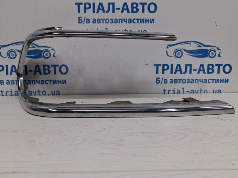 Накладка Mitsubishi Pajero Sport K9 3.0 БЕНЗИН 6G72 1996 прав. (б/у) Київ - зображення 1