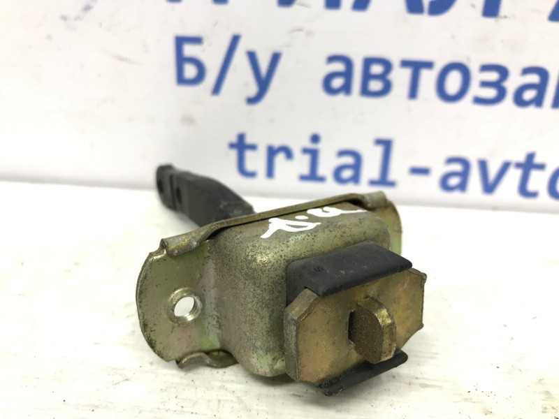 Ограничитель двери передний правый Mitsubishi Pajero Sport K9 2.5 DIESEL 4D56 1996 (б/у) Киев - изображение 2