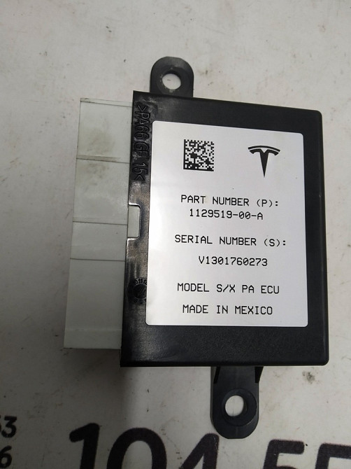 1Блок управления стояночным тормозом и парктрониками Tesla model S REST, Tesla model X 1129519-00-A Київ - зображення 1