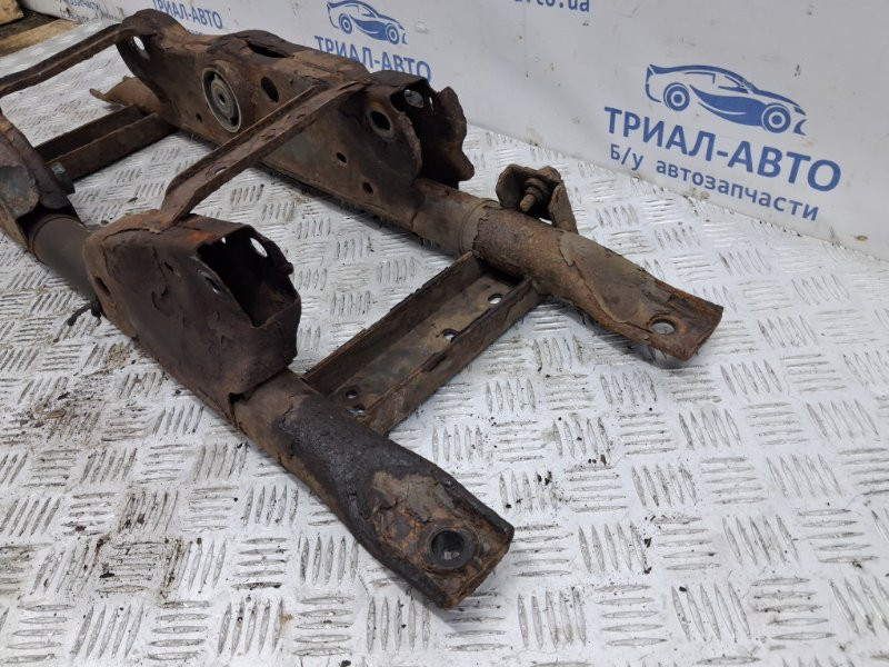 Балка задней подвески Dacia Duster HS 1.5 DIESEL K9K 2010 (б/у) Київ - зображення 3