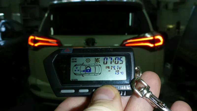 Отключю разблокирую сниму демонтирую неисправную глючную автосигнализация Київ - зображення 1