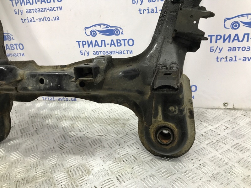 Балка передней подвески Hyundai Tucson JM 2.0 DIESEL D4EA 2004 (б/у) Київ - зображення 3