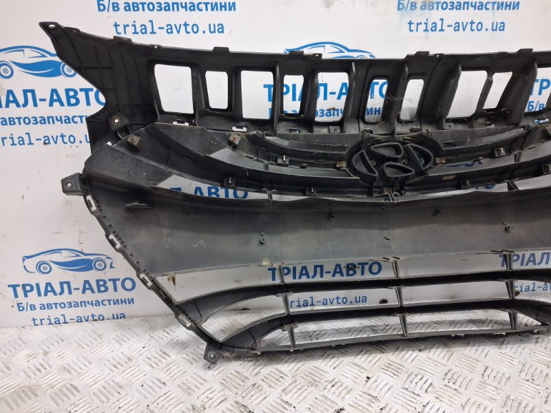 Решетка радиатора Hyundai I30 GD 1.6 DIESEL D4FB 2011 (б/у) Київ - зображення 8