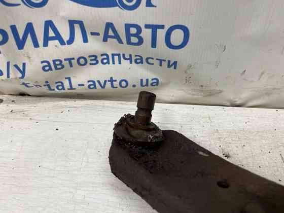 Рычаг передний нижний правый Mazda 3 2003-2009 B32H-34-300D (Арт. 81802) Киев