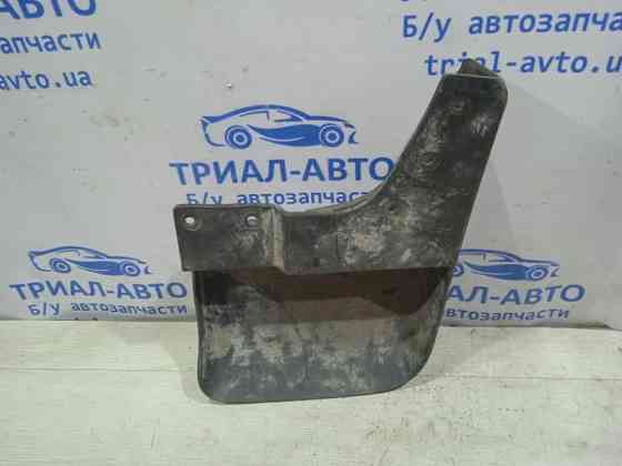 Брызговик задний левый Mitsubishi L200 KB 2.5 ДИЗЕЛЬ 4D56U 2006 (б/у) Київ