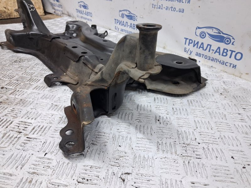 Балка передней подвески Toyota Auris E150 1.6 БЕНЗИН 1ZRFAE 2006 (б/у) Киев - изображение 3