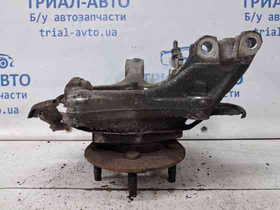 Кулак поворотный левый со ступицей Chevrolet Captiva C140 2.2 DIESEL Z22D1 2006 (б/у) Київ