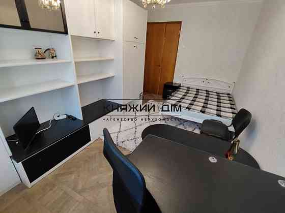 Оренда 2-х квартира метро Печерська 2 хв. пішки. Код:11201444 Київ