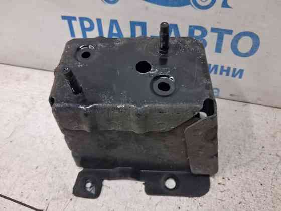 Кронштейн усилителя заднего бампера Nissan Leaf 2017- 852103NL0A (Арт. 84117) Київ