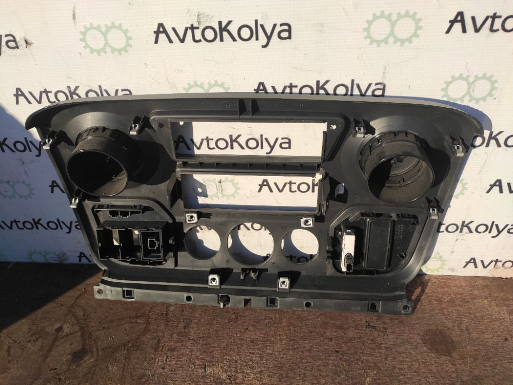 Накладка центральной консоли Renault Master III 2010-2019 (682600025R) Ковель - зображення 3