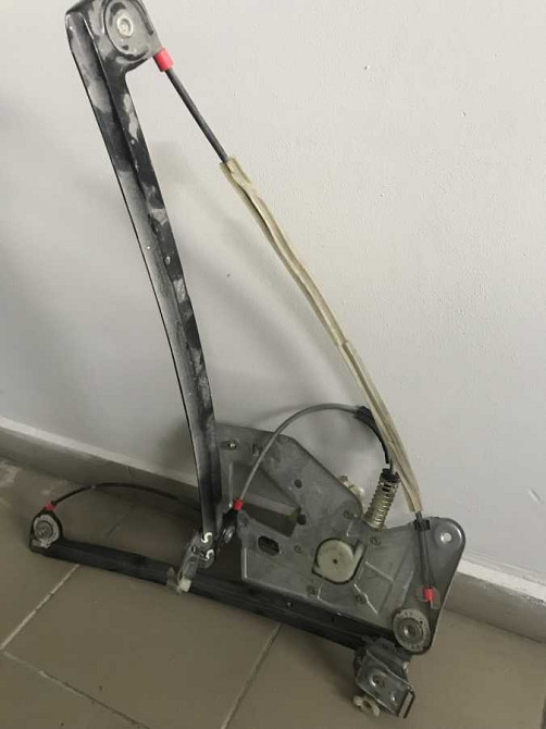 Стеклоподьемник на BMW б/у KUSTER 8252391 Киев - изображение 1