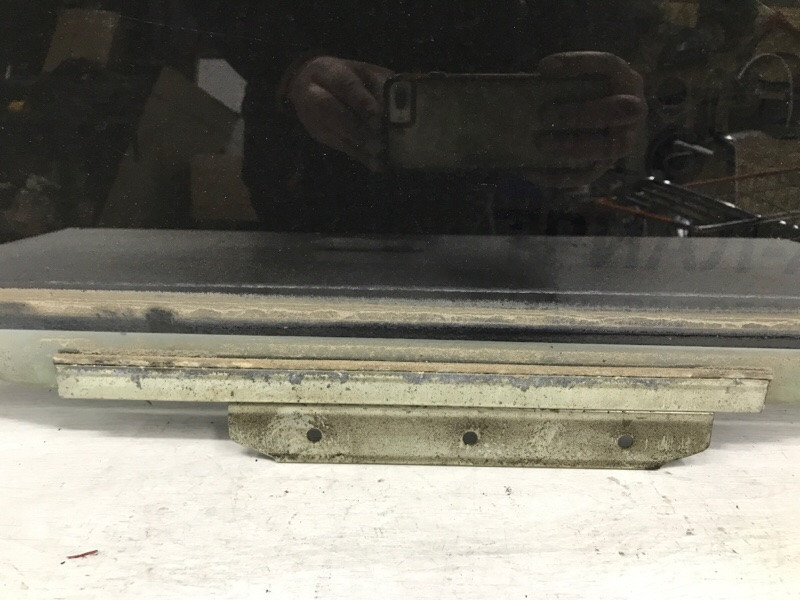 Стекло двери заднее правое Toyota Avensis T25 1.8 БЕНЗИН 1ZZFE 2002 (б/у) Киев - изображение 2