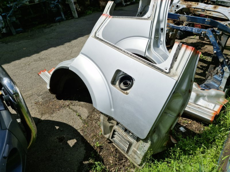 Четверть автомобиля задняя левая Nissan Pathfinder R51 2.5 DIESEL YD25DDTI 2004 (б/у) Київ - зображення 1