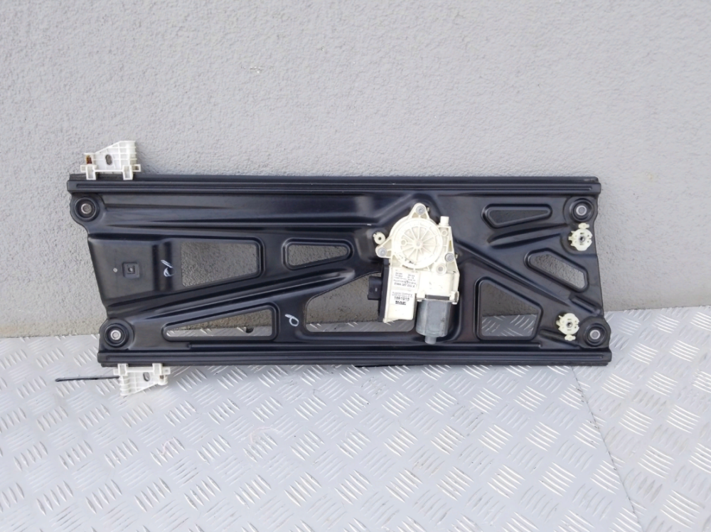 1881915 Стеклоподьемник электро правый DAF XF 106 Euro 6 Львов - изображение 2