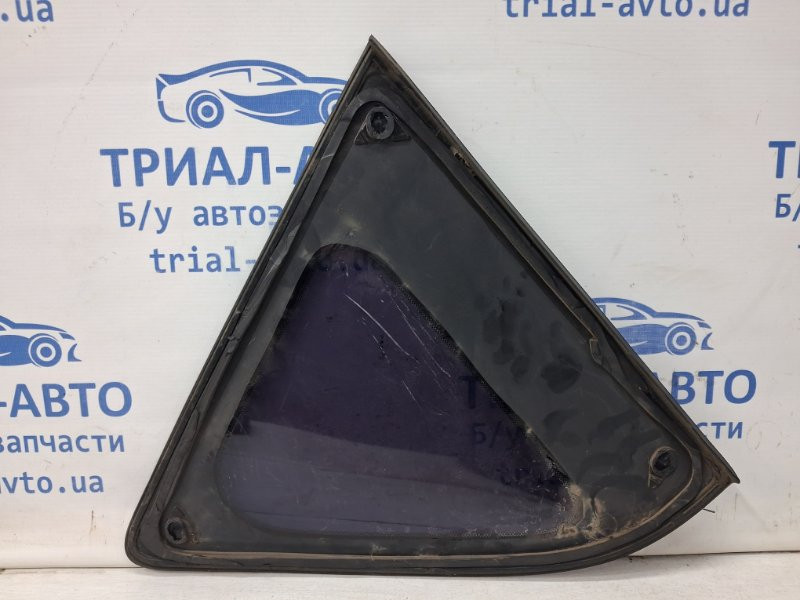 Стекло в кузов заднее левое Toyota RAV 4 A30 2.0 БЕНЗИН 1AZFE 2005 (б/у) Киев - изображение 3