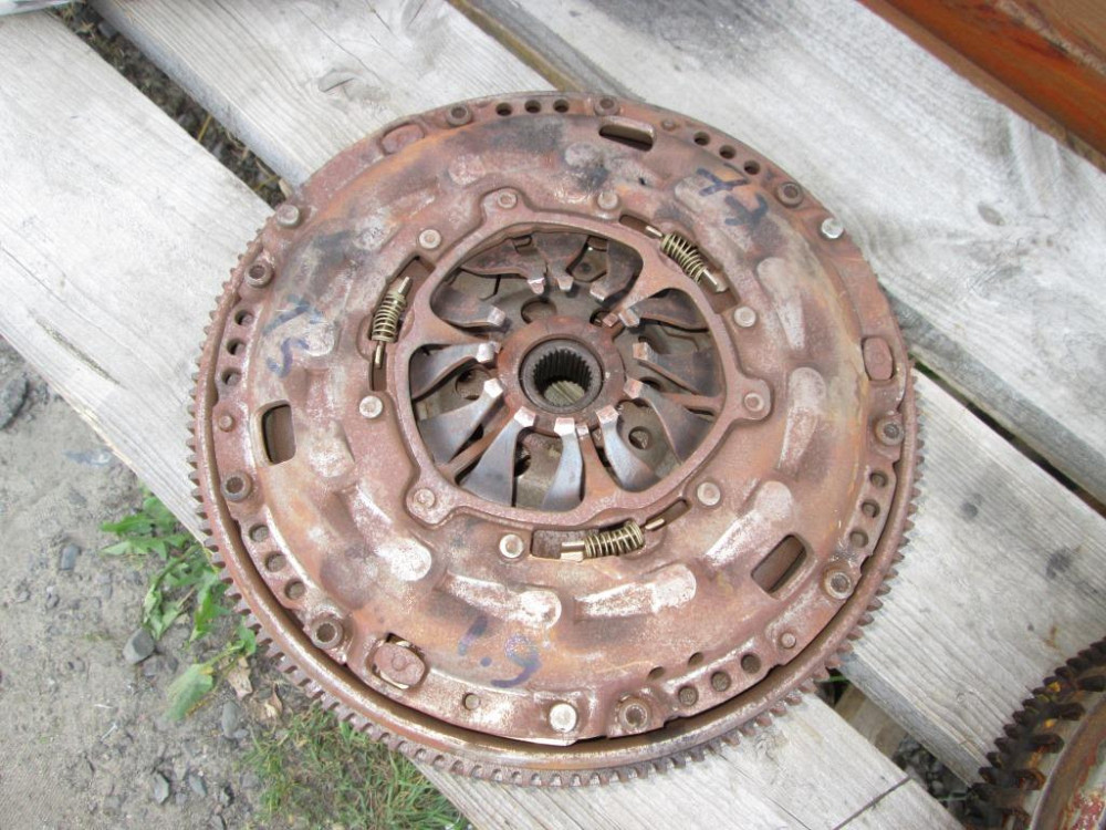 Сцепление Volkswagen T5 1.9 tdi 2003-2009 комплект Ковель - изображение 1
