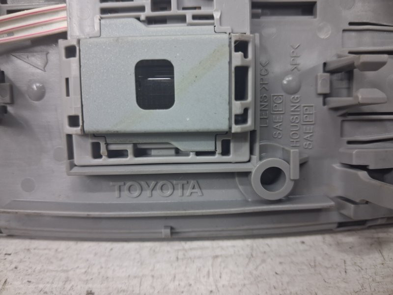 Плафон задний Toyota RAV 4 2005-2016 8124052040B0 (Арт. 83443) Киев - изображение 3