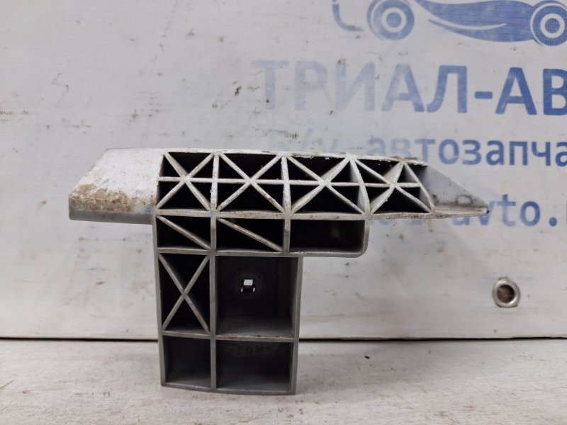 Кронштейн бампера задний левый Toyota Prado J120 4.0 1GR-FE 2002 (б/у) Київ - зображення 1