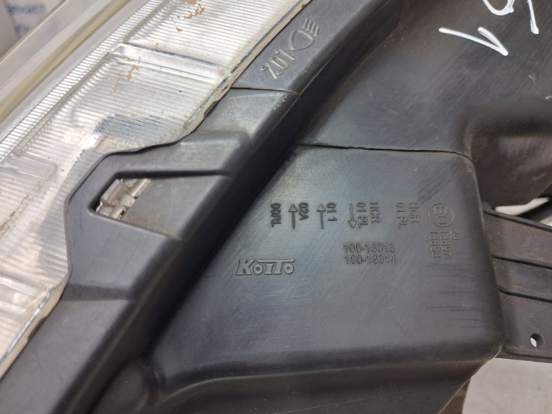 Фара правая галоген Nissan Qashqai J11 1.2 БЕНЗИН HRA2DDT 2013 (б/у) Київ - зображення 9