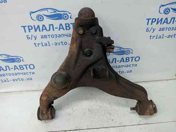 Рычаг левый Mitsubishi L200 KB 2.5 DIESEL 4D56 2006 (б/у) Київ