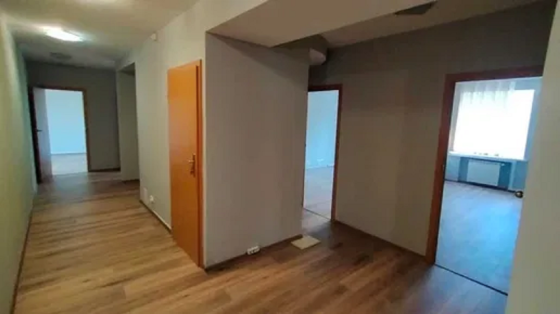 Лівобережна метро, вуь Микільсько-Слобідська 2Б, офіс 171м Київ