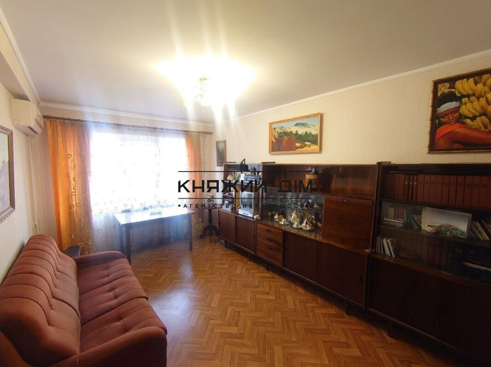 ПРОДАЖ БЕЗ КОМІСІІ 3-к квартира метро Чернігівська вул Кіото 3 код . 21147423 Київ - зображення 1