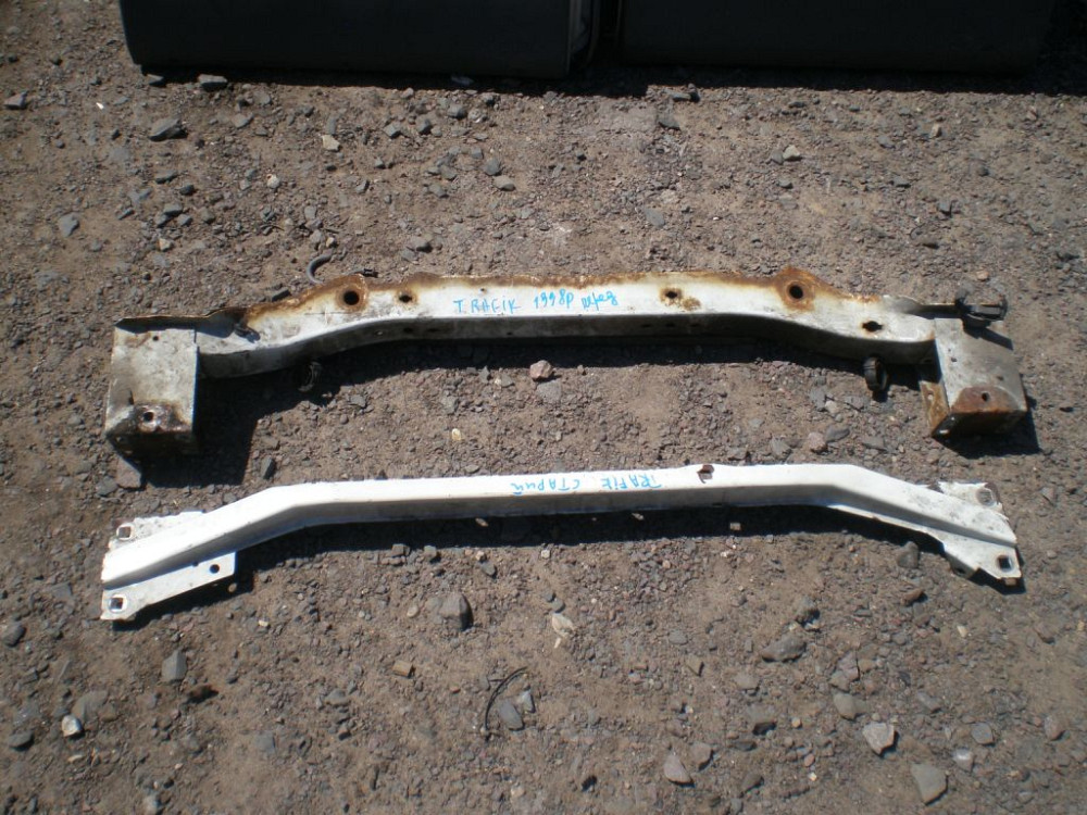 Усилитель бампера передний Renault Trafic 1981-1999 Ковель - изображение 2