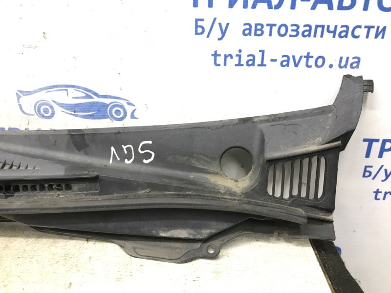 Дефлектор дворников Suzuki Grand Vitara JT 2.0 БЕНЗИН J20A 2005 лев. (б/у) Киев - изображение 3