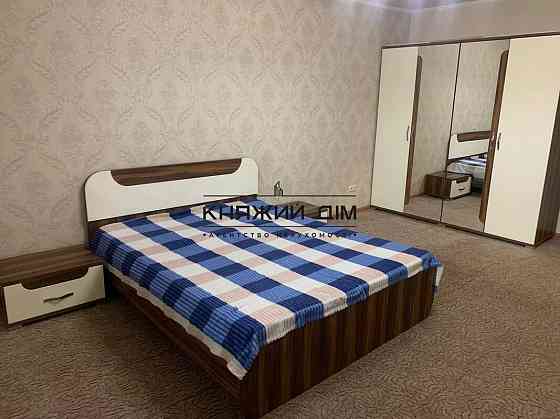 Оренда 2-кімнатної роздільної квартира по вул. Оноре де Бальзака, масив Троєщина. Код 11153885. Київ