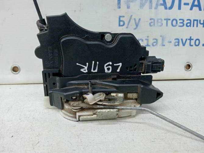Замок двери передний правый Mitsubishi Lancer 9 1.6 БЕНЗИН 4G18 2003 (б/у) Київ - зображення 1