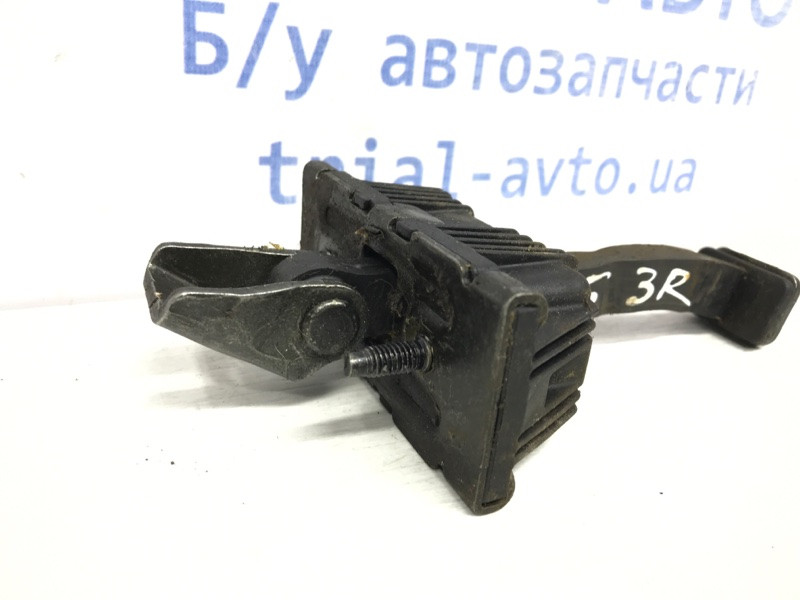 Ограничитель двери задний правый Toyota Avensis 2002-2010 6863005040 (Арт. 43058) Киев - изображение 2
