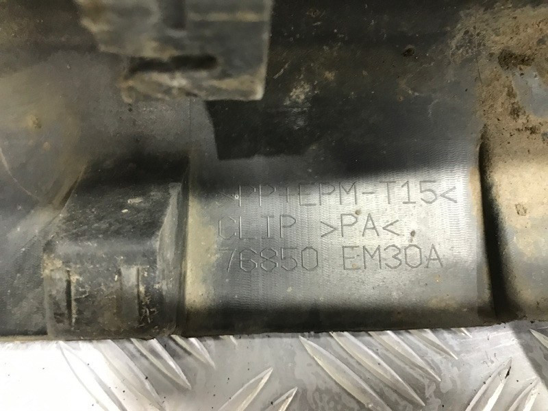 Накладка порога внешняя правая Nissan Tiida C11 1.6 БЕНЗИН HR16 2004 (б/у) Киев - изображение 10