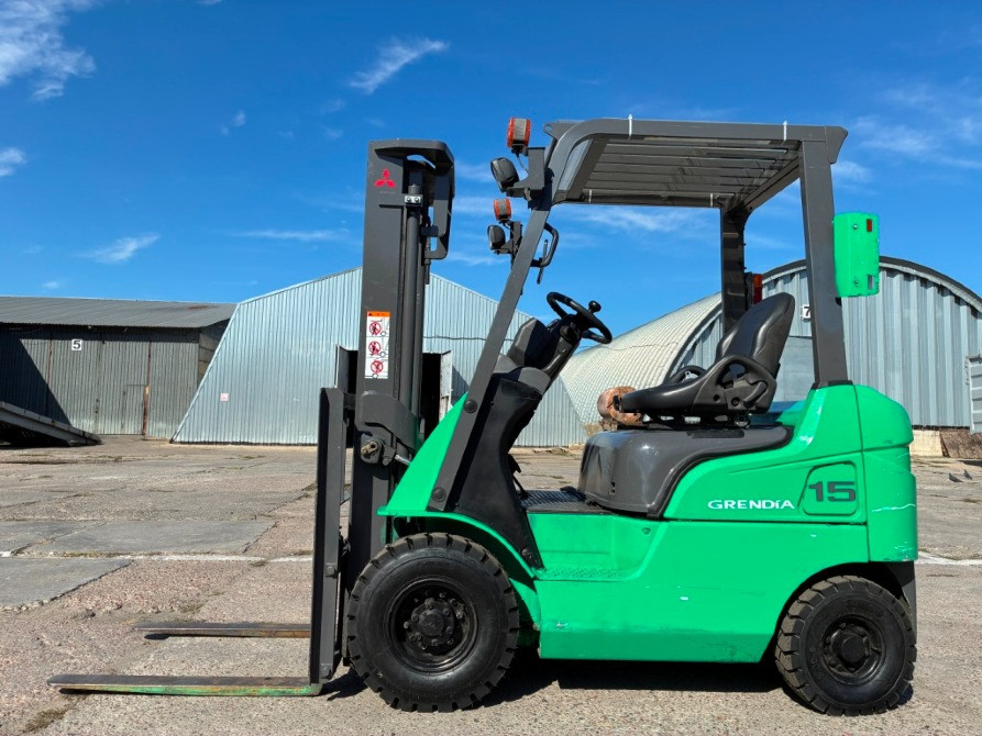 Дизельний навантажувач Mitsubishi KFD15T на нових пневмошинах, 2015 року. Номінальна вантажність 1,5 Одеса - зображення 2