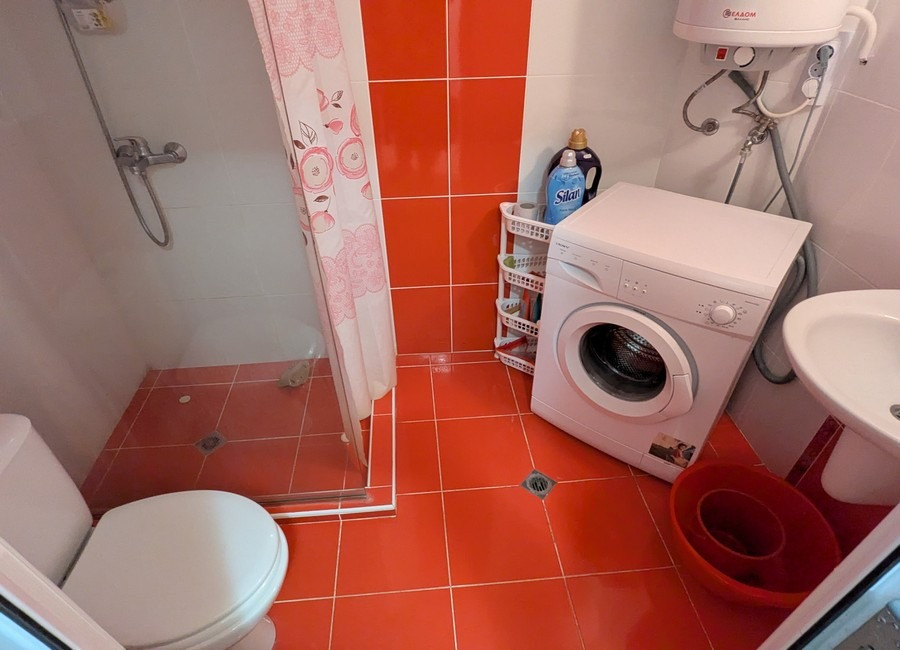 Однокомнатная квартира в комфортабельном комплексе в 200 м от моря в г.Бяла (Варненская обл.) ( Одеса - зображення 6