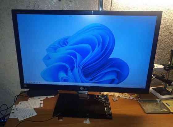 Монітор 23" LG Electronics E2360V-PN Киев