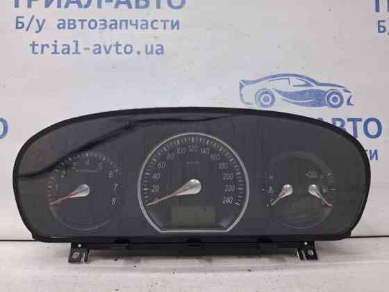 Приборная панель Hyundai Sonata NF 2.4 БЕНЗИН G4KC 2004 (б/у) Киев
