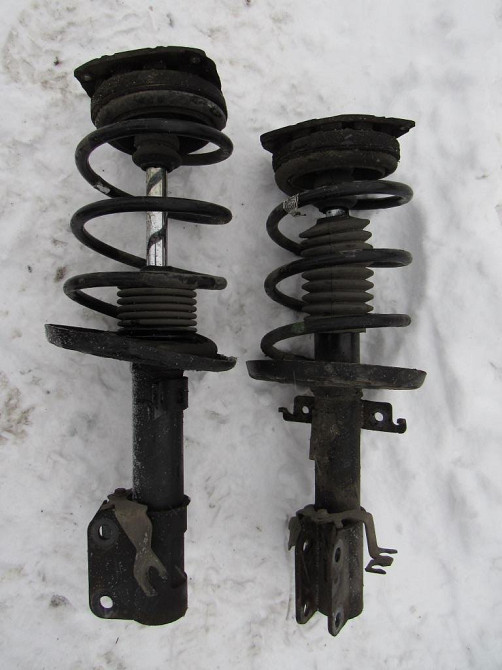 Амортизатор передний Renault Megane III 2009-2016 (543020057R) Ковель - зображення 1