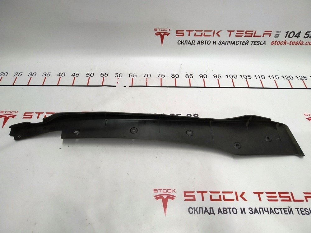 Пластик под датчик прижатия двери передней левой Tesla model X 1042410-00-D Киев - изображение 3