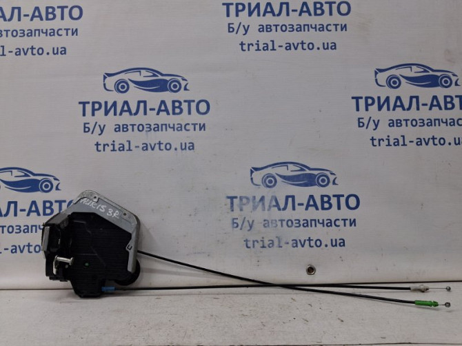 Замок двери задний правый Toyota Auris E150 1.6 БЕНЗИН 1ZRFAE 2006 (б/у) Київ - зображення 1