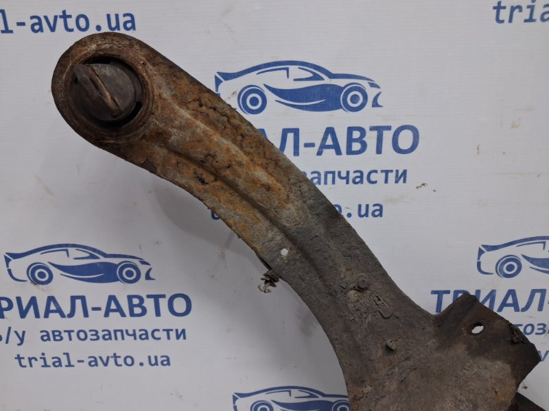 Рычаг задней подвески продольный правый Mazda 3 BK 1.6 БЕНЗИН Z6 2003 (б/у) Київ - зображення 2