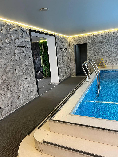 Антискользящая дорожка для бассейна резиновая 1,2 х 15 м.п. серого цвета Premium Київ - зображення 7