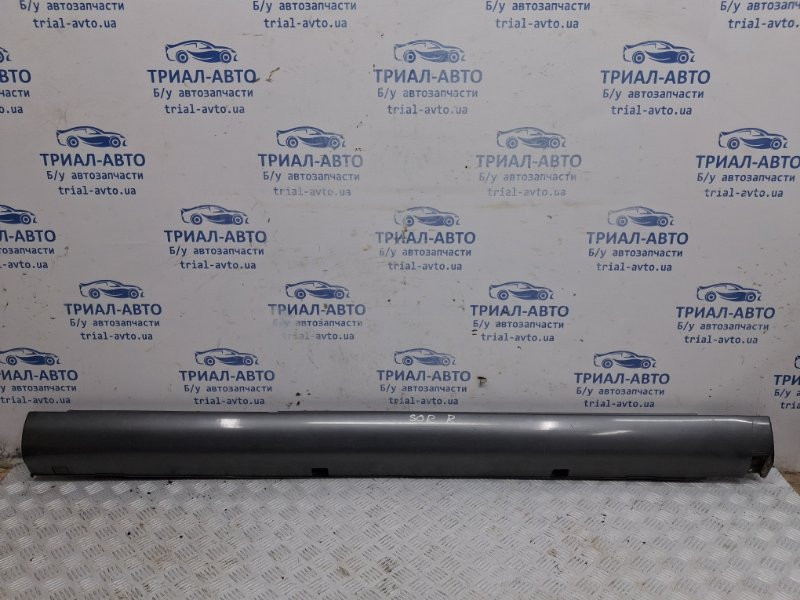 Накладка порога внешняя правая Kia Sorento BL 2.5 DIESEL D4CB 2002 (б/у) Киев - изображение 1