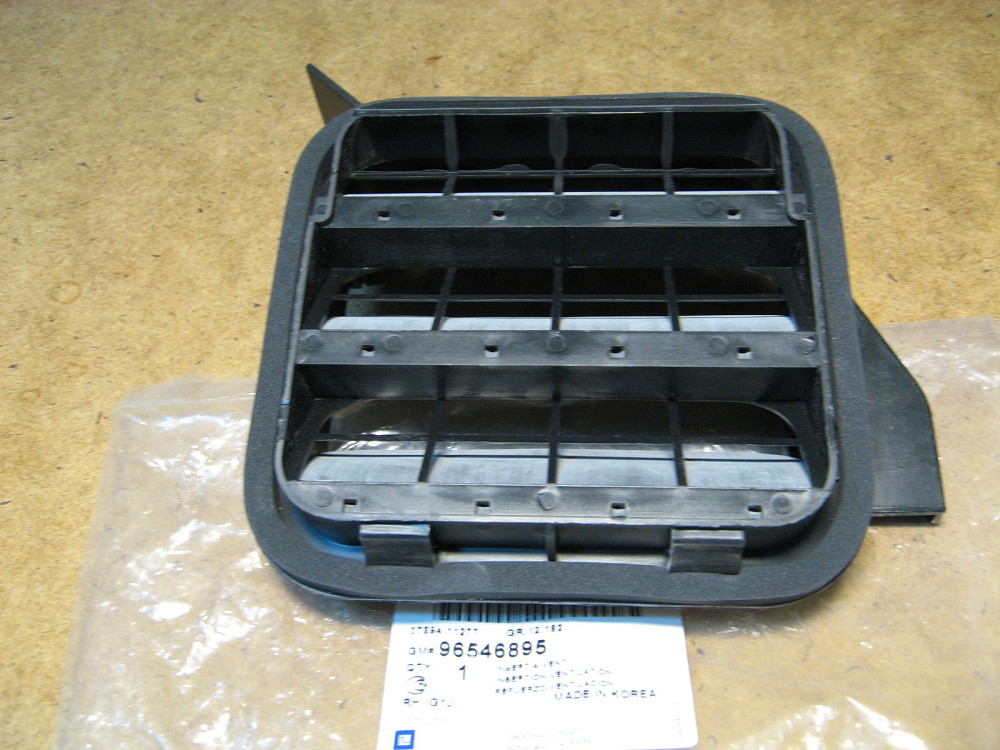 Дефлектор багажника Lacetti Днепр - изображение 1