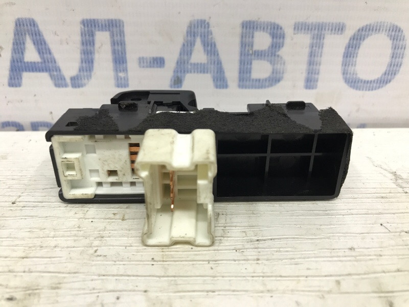 Кнопка стеклоподъемника Subaru Outback 2014-2021 83071AL100 (Арт. 54230) Киев - изображение 3